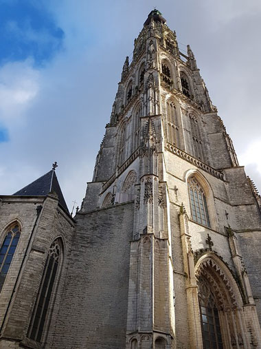 Appartement huren Breda de Grote Kerk afbeelding